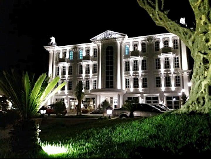 Hotel Britania Tirana Exterior photo